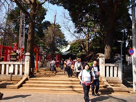 �G�i���J�̋S�q��_����o�����܂�